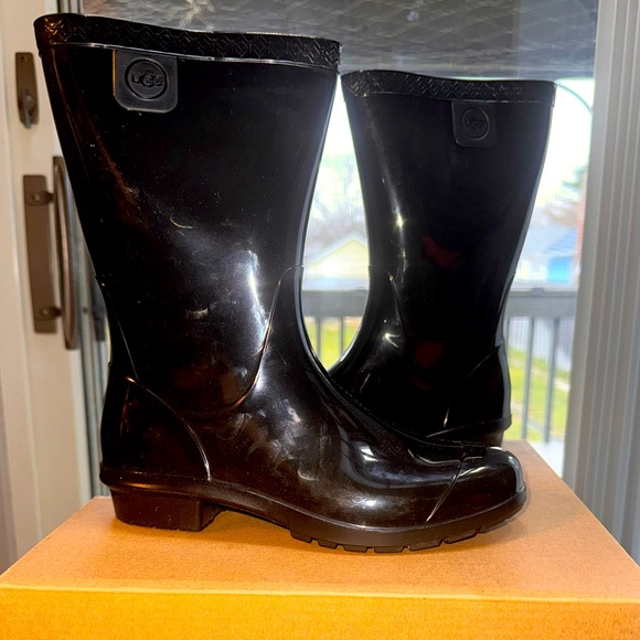 KIDS SIZE 3 BLACK UGG RAANA 1014340K RAIN BOOTS WATERPROOF - Picture 1 of 3